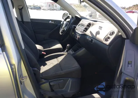 2013 Volkswagen Tiguan S from USA, damaged, VIN WVGAV3AX4DW560623